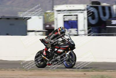 media/Oct-05-2025-CVMA (Sun) [[beeef4f201]]/Race 2-Supersport Middleweight/